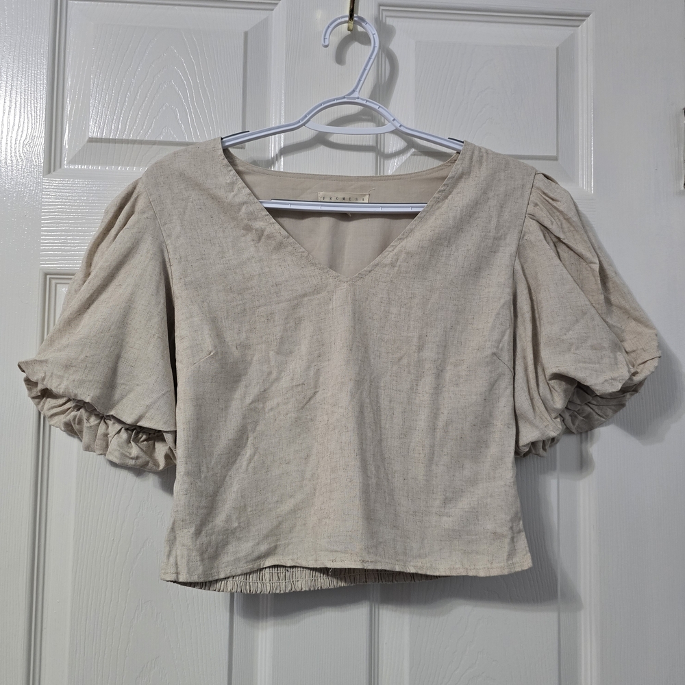 Promesa Cream Ruffled Crop Blouse with Flutter Sleeves 1058